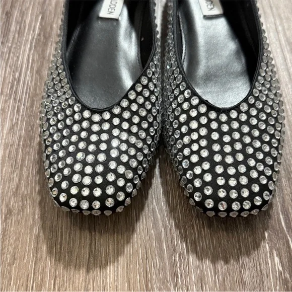 STEVE MADDEN Delphine Rhinestone Square
Toe Ballet Flat - Picture 11 of 11